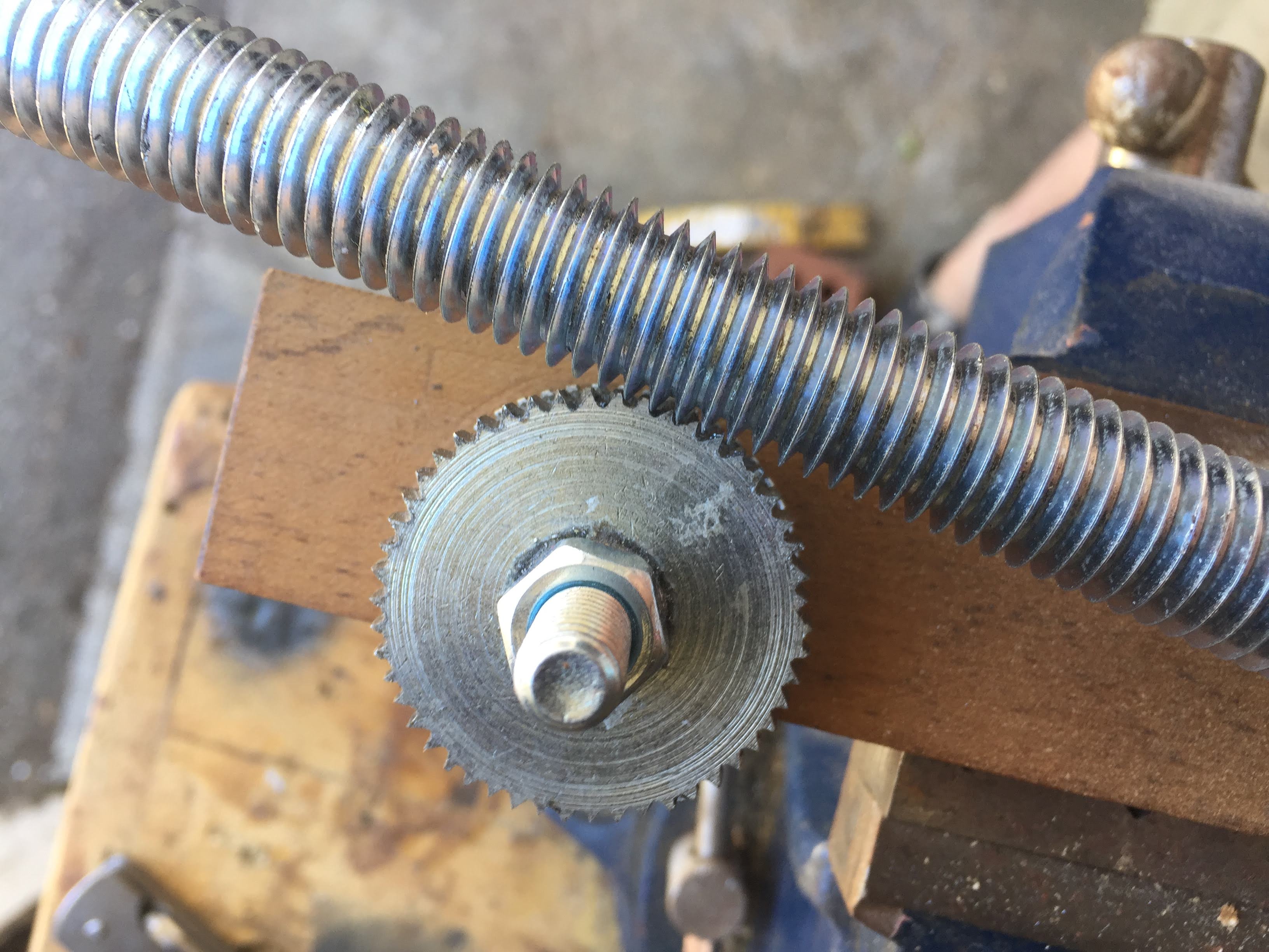 gear being tested with threaded rod (making a worm gear)